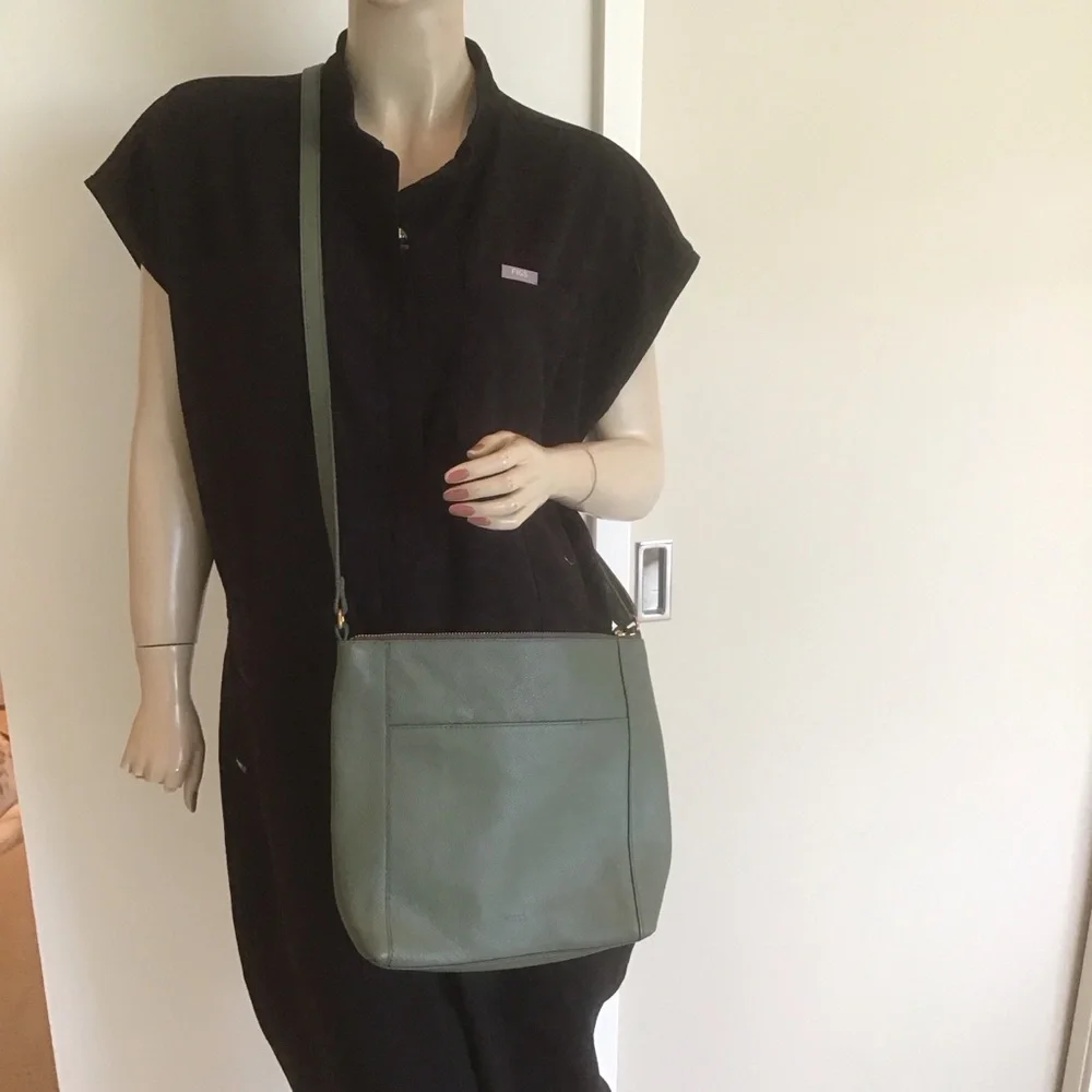Fossil Tara Aloe Green Soft Pebbled Leather Crossbody‎ Bag Purse $269